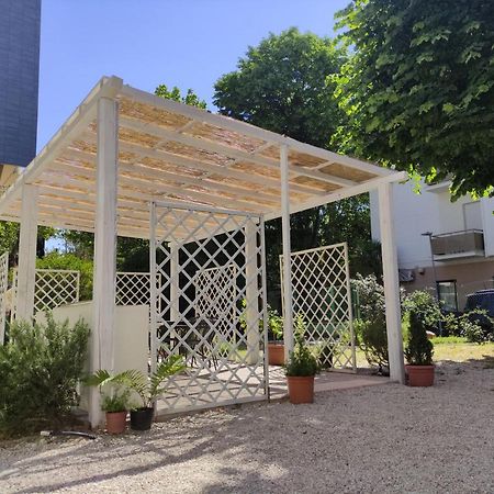 La Villa Белларія-Іджеа-Марина Екстер'єр фото
